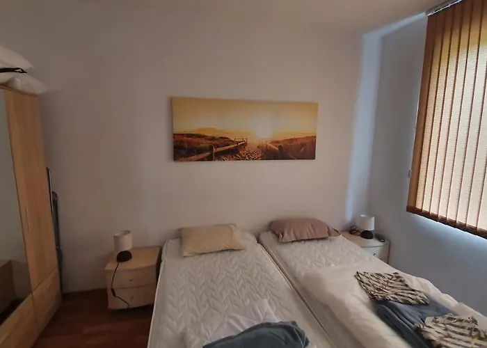 Pomorie Beach Resort *